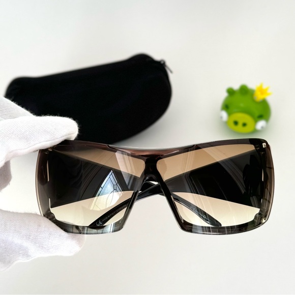 Christian Dior Overshine 2 Sunglasses - Picture 3 of 7